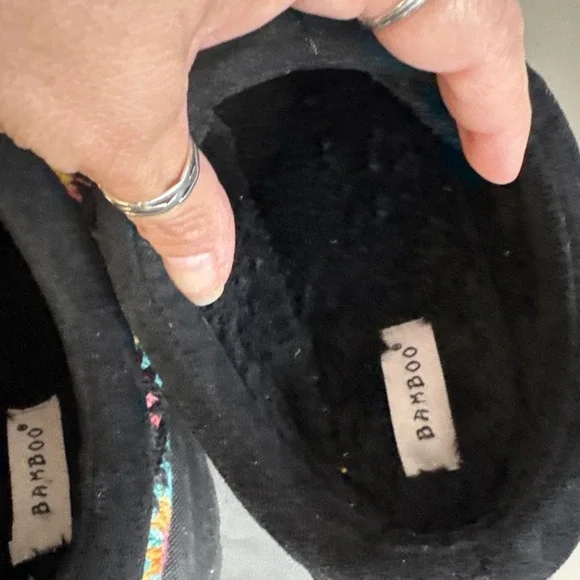Bamboo Frosty Platform Crochet Clog slippers black multi-color pattern Sz 9/39 - Picture 5 of 9